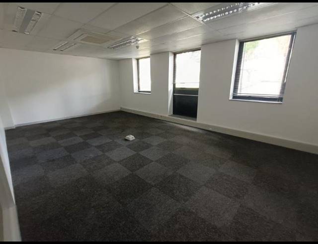 BUSINESS PROPERTY TO RENT IN WELTEVREDEN PARK